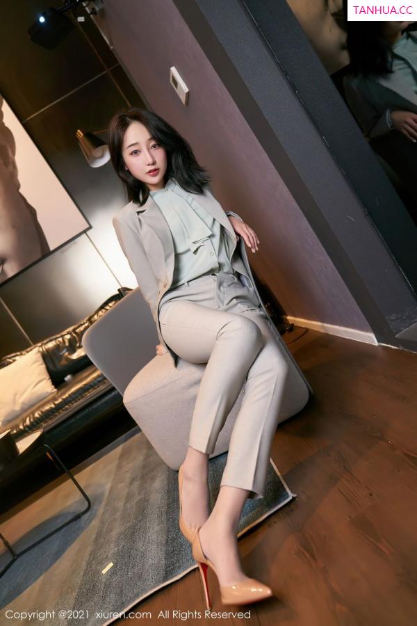 小九月  [XiuRen]高清写真图 2021.01.15 No.3009 九月生第15张图片